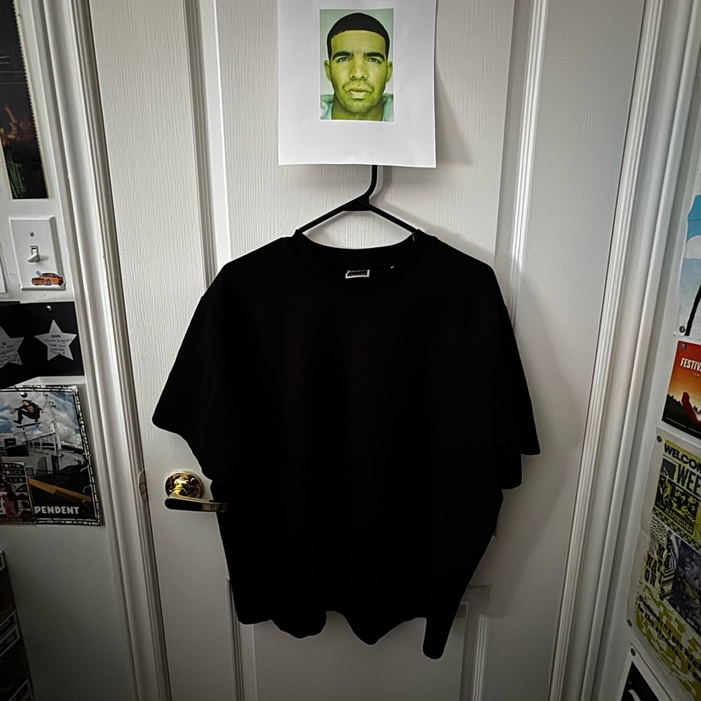 Men's Oversized Black T-Shirt
